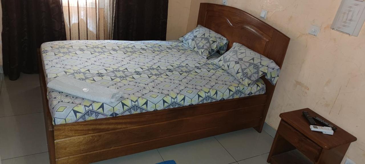Hotel-Le-Parisien Brazzaville Exteriör bild